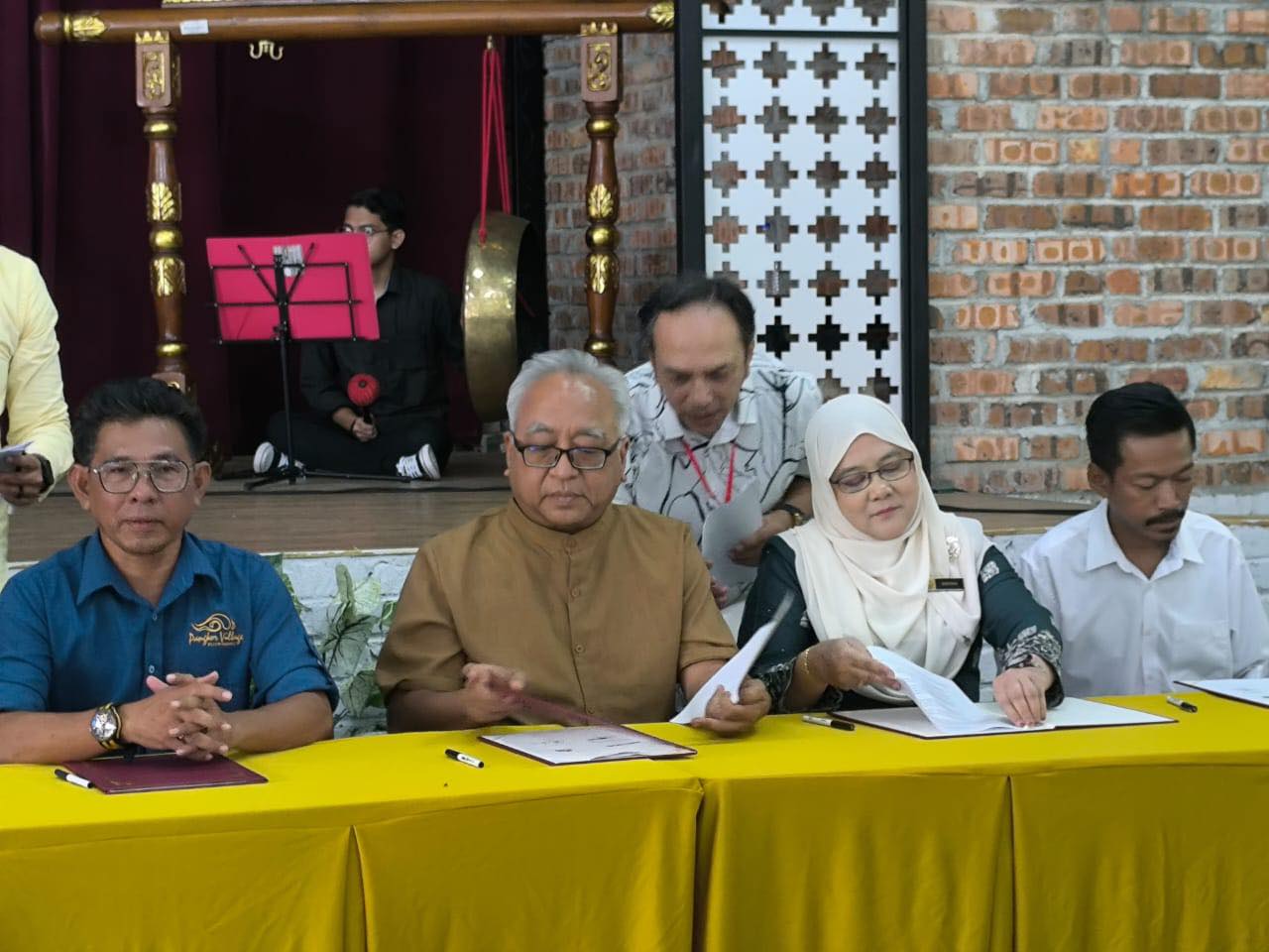 MAJLIS MENANDATANGANI MEMORANDUM PERSEFAHAMAN PERTUBUHAN WAWASAN PELANCONGAN KREATIVITI DAN KEBUDAYAAN MALAYSIA (Pro-Tac) 